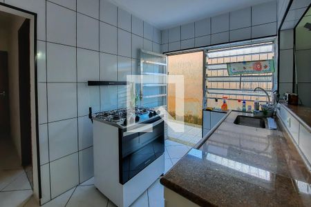 Casa à venda com 122m², 3 quartos e 2 vagas Casa à venda com 122m², 3 quartos e 2 vagasCozinha