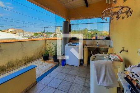 Casa à venda com 122m², 3 quartos e 2 vagas Casa à venda com 122m², 3 quartos e 2 vagasÁrea de Serviço