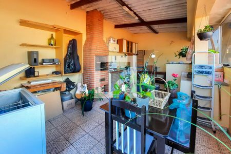 Casa à venda com 122m², 3 quartos e 2 vagas Casa à venda com 122m², 3 quartos e 2 vagasVaranda Gourmet