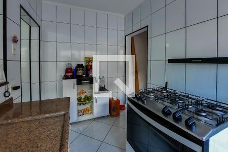 Casa à venda com 122m², 3 quartos e 2 vagas Casa à venda com 122m², 3 quartos e 2 vagasCozinha