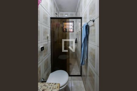 Casa à venda com 122m², 3 quartos e 2 vagas Casa à venda com 122m², 3 quartos e 2 vagasBanheiro da Suíte