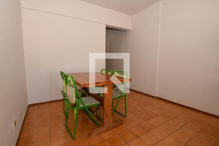 Sala de apartamento para alugar com 2 quartos, 100m² em Jardim Praiano, Guarujá