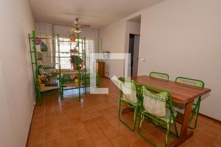 Sala de apartamento para alugar com 2 quartos, 100m² em Jardim Praiano, Guarujá