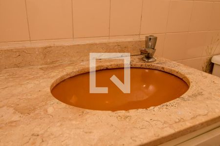 Apartamento para alugar com 100m², 2 quartos e 2 vagasBanheiro