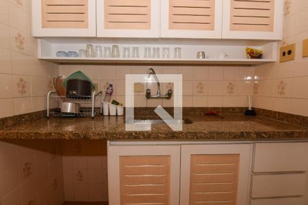 Apartamento para alugar com 100m², 2 quartos e 2 vagasCozinha