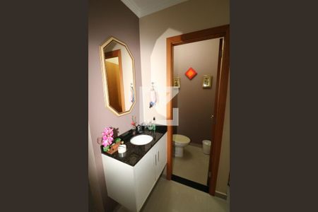 Casa à venda com 160m², 3 quartos e 2 vagasLavabo