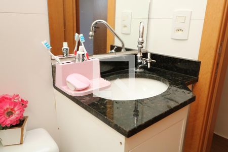 Casa à venda com 160m², 3 quartos e 2 vagasBanheiro