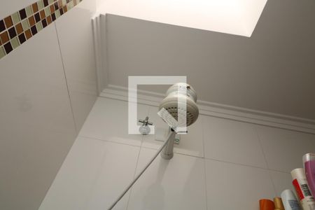 Casa à venda com 160m², 3 quartos e 2 vagasBanheiro