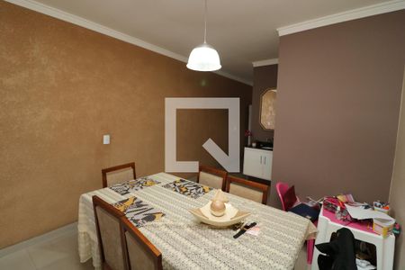 Casa à venda com 160m², 3 quartos e 2 vagasSala jantar