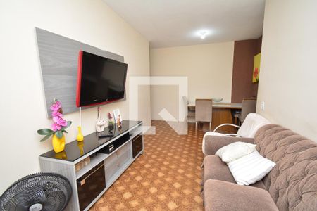 Sala de apartamento à venda com 2 quartos, 60m² em Jardim Cocaia, Guarulhos