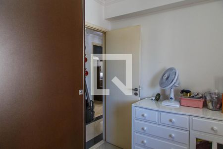Apartamento à venda com 92m², 3 quartos e 2 vagasQuarto 3