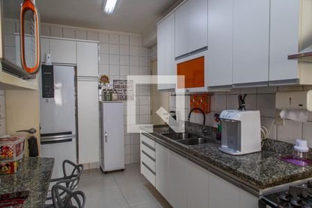 Apartamento à venda com 92m², 3 quartos e 2 vagasCozinha