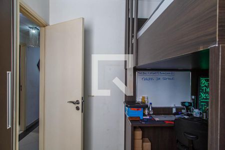 Apartamento à venda com 92m², 3 quartos e 2 vagasQuarto 2