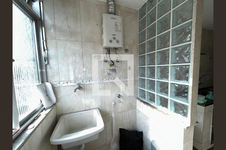 Apartamento à venda com 75m², 2 quartos e 1 vagaÁrea de Serviço