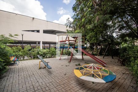 Apartamento à venda com 57m², 2 quartos e 1 vaga Apartamento à venda com 57m², 2 quartos e 1 vagaÁrea Comum - Playground