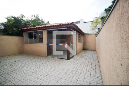 Apartamento à venda com 57m², 2 quartos e 1 vaga Apartamento à venda com 57m², 2 quartos e 1 vagaÁrea Comum - Churrasqueira
