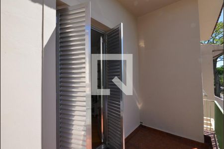 Casa à venda com 300m², 5 quartos e 3 vagasVaranda do Quarto 1