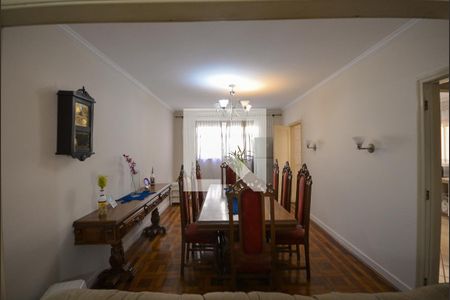 Sala de casa à venda com 5 quartos, 300m² em Vila Monumento, São Paulo