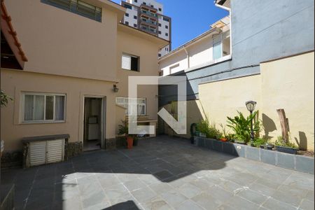 Casa à venda com 300m², 5 quartos e 3 vagasQuintal