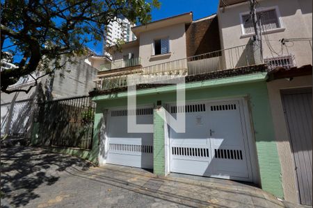 Casa à venda com 300m², 5 quartos e 3 vagasFachada