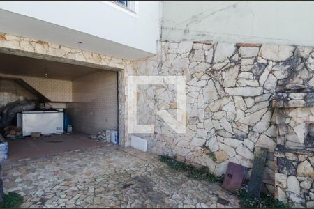 Casa à venda com 160m², 3 quartos e 2 vagasGaragem