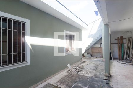 Casa à venda com 160m², 3 quartos e 2 vagasÁrea de serviço