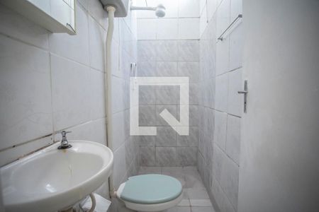 Banheiro de apartamento para alugar com 1 quarto, 30m² em Vila Babilonia, São Paulo