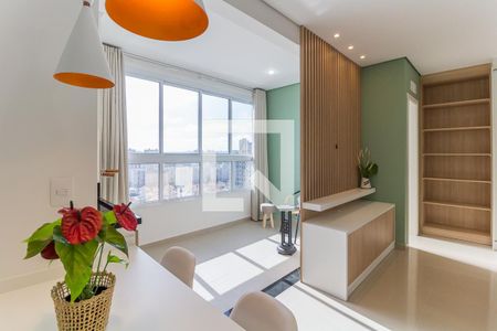 Sala/Quarto de kitnet/studio para alugar com 1 quarto, 43m² em Loteamento Mogilar, Mogi das Cruzes