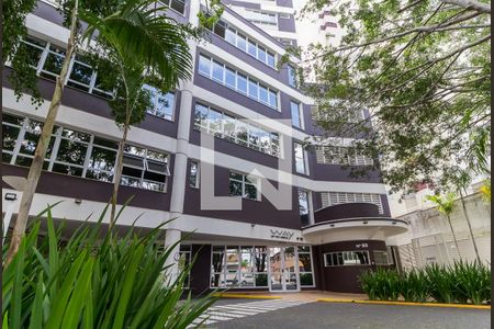 Studio para alugar com 43m², 1 quarto e 1 vaga Studio para alugar com 43m², 1 quarto e 1 vagaFachada e portaria