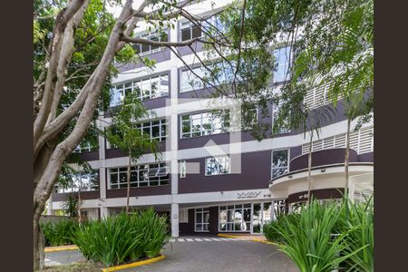 Studio para alugar com 43m², 1 quarto e 1 vaga Studio para alugar com 43m², 1 quarto e 1 vagaFachada e portaria