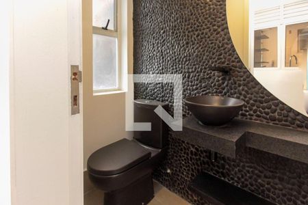 Apartamento à venda com 210m², 2 quartos e 2 vagas Apartamento à venda com 210m², 2 quartos e 2 vagasBanheiro