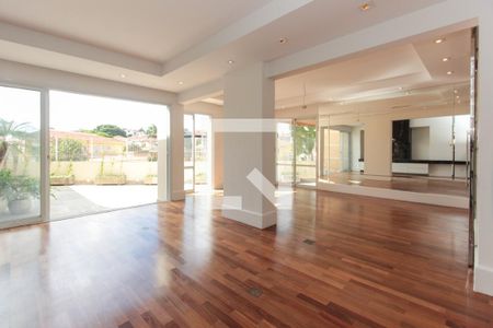 Apartamento à venda com 210m², 2 quartos e 2 vagas Apartamento à venda com 210m², 2 quartos e 2 vagasSala