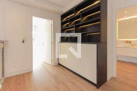 Apartamento à venda com 210m², 2 quartos e 2 vagas Apartamento à venda com 210m², 2 quartos e 2 vagasHall interno