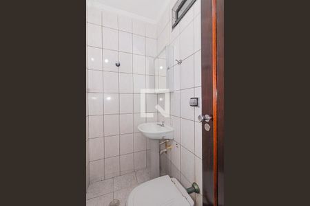 Casa à venda com 164m², 3 quartos e 1 vagaBanheiro 2