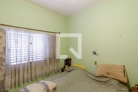 Casa à venda com 950m², 5 quartos e 4 vagasQuarto 2