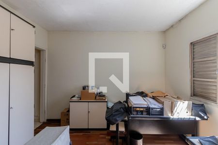 Casa à venda com 950m², 5 quartos e 4 vagasQuarto Casa 2