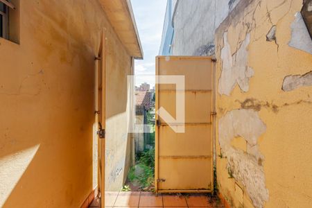 Casa à venda com 950m², 5 quartos e 4 vagasCorredor 