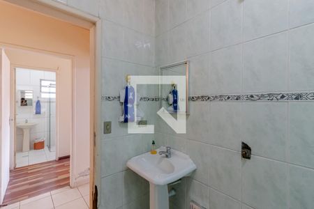 Casa à venda com 950m², 5 quartos e 4 vagasBanheiro da Casa 2