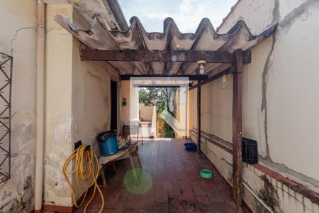 Casa à venda com 950m², 5 quartos e 4 vagasCorredor Lateral 