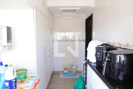 Apartamento à venda com 140m², 3 quartos e 4 vagasLavanderia