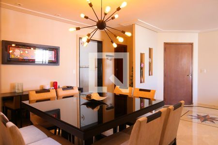 Apartamento à venda com 140m², 3 quartos e 4 vagasSala de Jantar