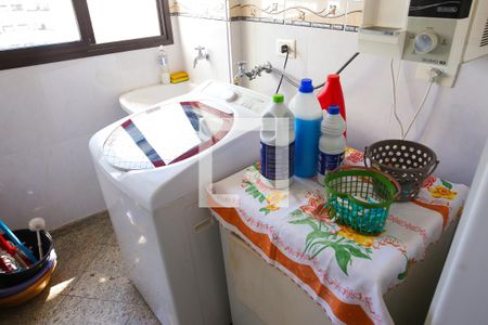 Apartamento à venda com 140m², 3 quartos e 4 vagasLavanderia