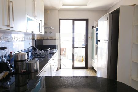 Apartamento à venda com 140m², 3 quartos e 4 vagasCozinha