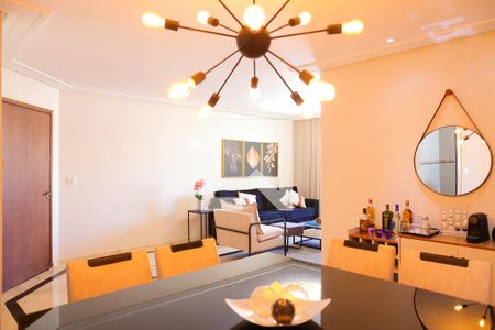 Apartamento à venda com 140m², 3 quartos e 4 vagasSala de Jantar