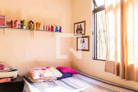 Casa à venda com 200m², 4 quartos e sem vaga Casa à venda com 200m², 4 quartos e sem vagaQuarto 4