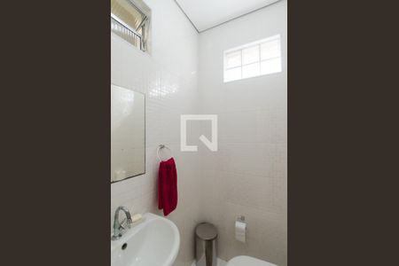 Casa à venda com 727m², 4 quartos e 14 vagas Casa à venda com 727m², 4 quartos e 14 vagasLavabo