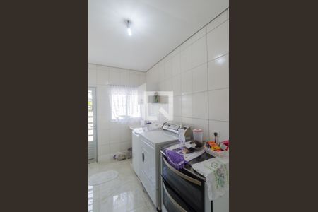 Casa à venda com 727m², 4 quartos e 14 vagas Casa à venda com 727m², 4 quartos e 14 vagasÁrea de serviço