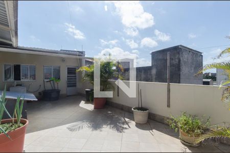 Casa à venda com 727m², 4 quartos e 14 vagas Casa à venda com 727m², 4 quartos e 14 vagasVaranda