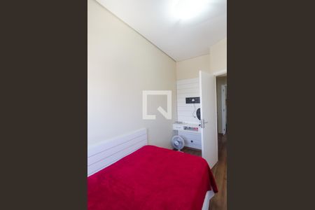 Casa à venda com 727m², 4 quartos e 14 vagas Casa à venda com 727m², 4 quartos e 14 vagasQuarto 3