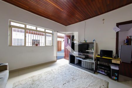 Casa à venda com 4 quartos, 420m² em Vila Maria Alta, São Paulo